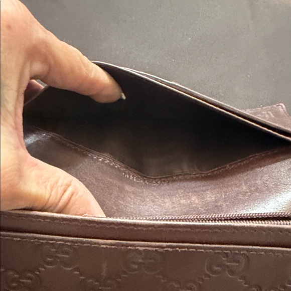 Gucci Women's Taupe Embossed Wallet - Picture 8 of 9